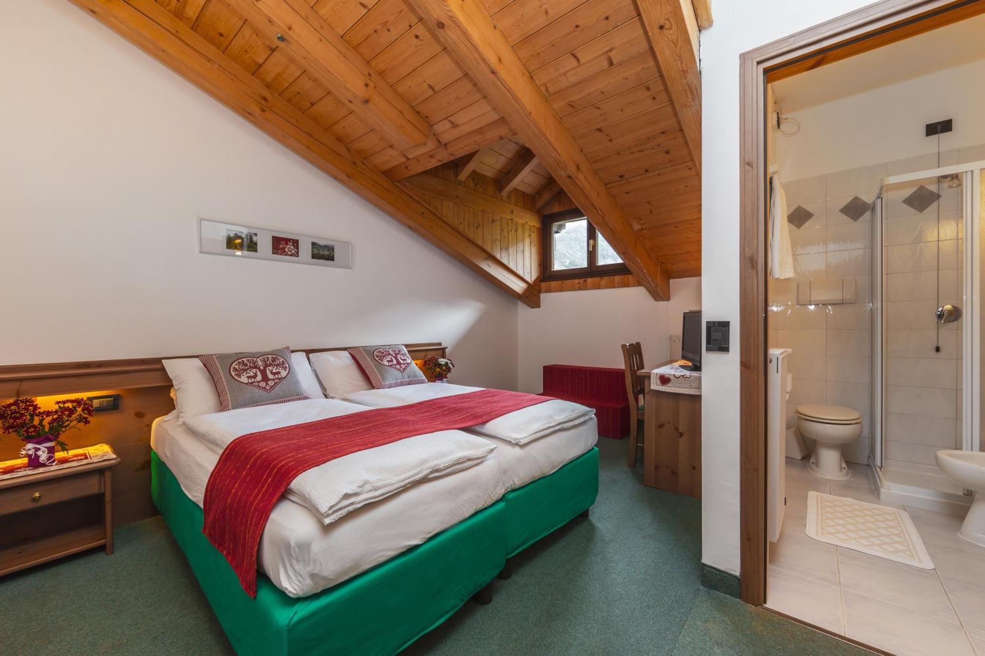 Cadria Nature & Bike Hotel Lenzumo di Concei Ngoại thất bức ảnh