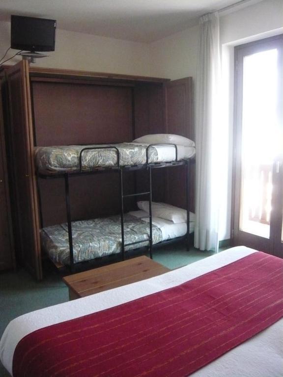 Cadria Nature & Bike Hotel Lenzumo di Concei Phòng bức ảnh