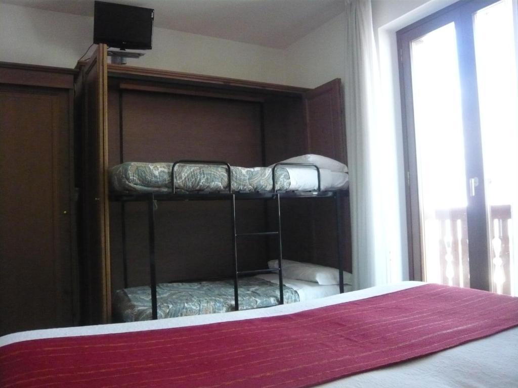 Cadria Nature & Bike Hotel Lenzumo di Concei Phòng bức ảnh